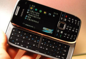 諾基亞 E75 諾基亞 E75