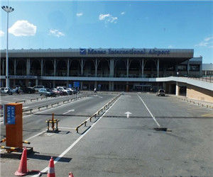 瑪納斯機場 瑪納斯機場