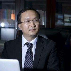 河南國銀律師事務所主任,中共優秀共產黨員