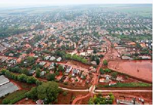 匈牙利鋁廠廢水泄漏事故