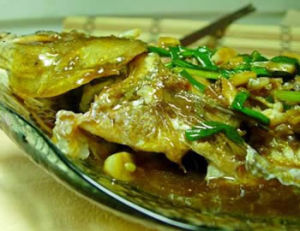 煎轉鯽魚 煎轉鯽魚