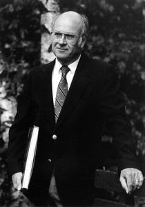 梅納德·瑞斯(Maynard Reece)