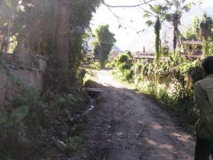 趕鄧坡村 趕鄧坡村