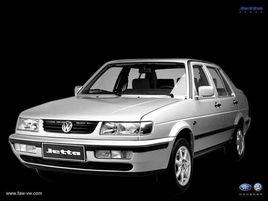 階背式轎車 階背式轎車