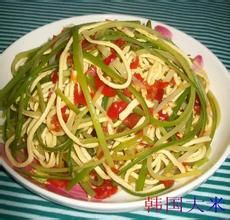 蒜薹拌豆腐絲 蒜薹拌豆腐絲