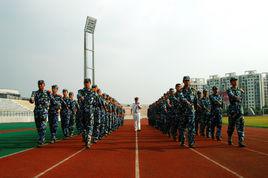 齊步走[軍事操練術語]
