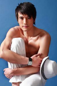 《麻雀愛上鳳凰》