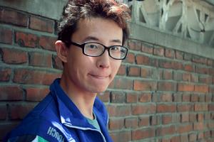 王小菲（王一飾）