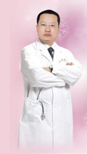 整形權威專家  王洪