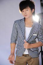 組合成員：劉洋