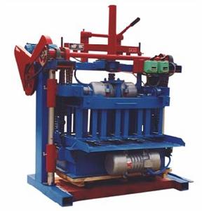 小砌塊磚機