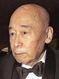 於文鳳父親於鏡波