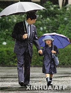 《家庭招待會》 《家庭招待會》