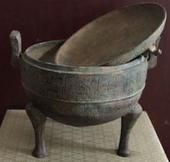 蟠螭紋鼎 蟠螭紋鼎