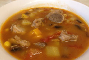 土豆西紅柿煲排骨