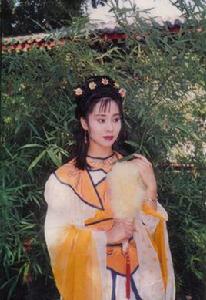 李愛群[影視演員]