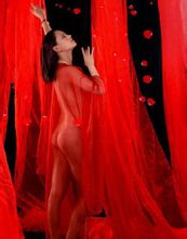 邵小珊在《夜宴》做章子怡的裸替