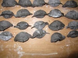 墨魚水餃 墨魚水餃