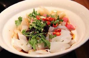 涼拌米皮 涼拌米皮