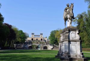 波茨坦與柏林的宮殿與庭院 波茨坦與柏林的宮殿與庭院