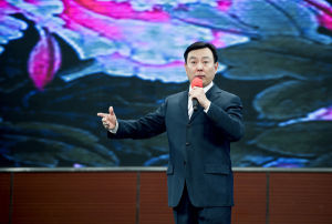 張威[京劇小生]