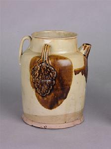 唐長沙窯青釉褐斑貼花椰棗紋瓷壺