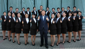 佰信集團員工照