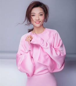 楊暢[四川籍作家、四川衛視主持人]