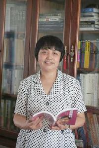 何曉文[華二初級中學校長]