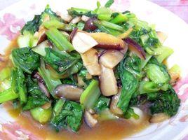 香菇炒油菜 香菇炒油菜