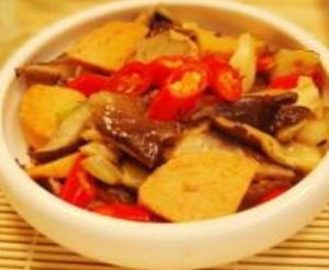 紅椒哈姆炒平菇