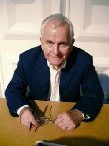 伊恩·霍姆 伊恩·霍姆