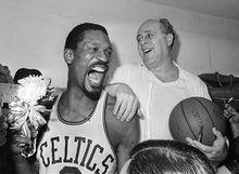 1966年，拉塞爾率凱爾特人奪得8連冠