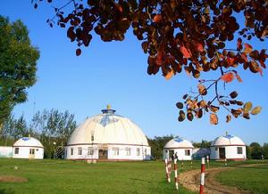 青雲山民俗遊樂園