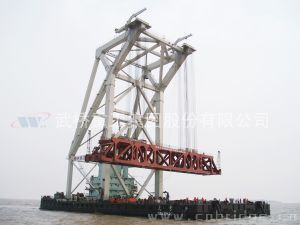 “天一號”3000噸船用起重機 “天一號”3000噸船用起重機