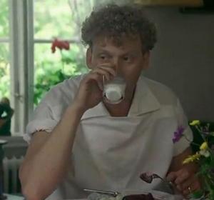 狗臉歲月[1985年萊塞·霍爾斯道姆導演瑞典電影]