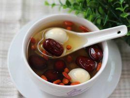 雞蛋枸杞紅棗湯 雞蛋枸杞紅棗湯
