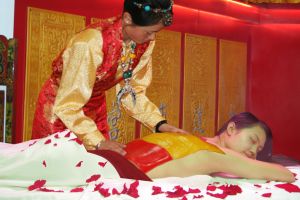 聖宮蠟灸療現場圖片