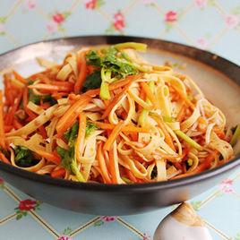 熗拌金針菇 熗拌金針菇