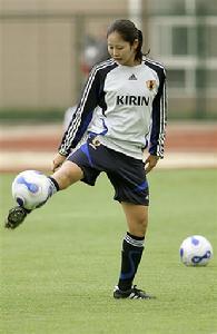 豐田奈夕葉秀腳法