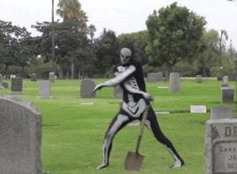 靈車漂移墳頭蹦迪 靈車漂移墳頭蹦迪