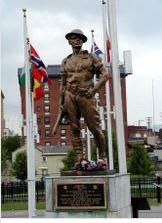 喬治·卡特利特·馬歇爾 雕像