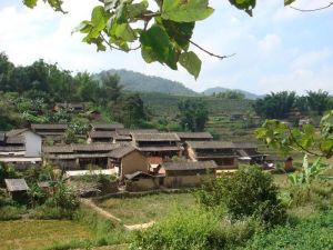 大門堯房地村 大門堯房地村