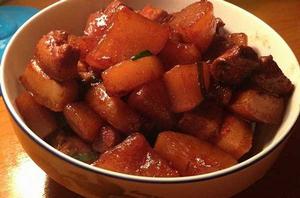 白蘿蔔紅燒肉 白蘿蔔紅燒肉