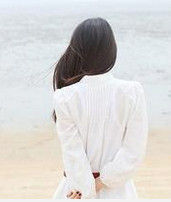 《面朝大海》 《面朝大海》