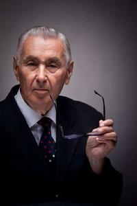 弗洛雷亞·杜米特雷斯庫 弗洛雷亞·杜米特雷斯庫