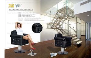 新款的電動理髮椅