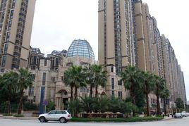 瓏湖灣東岸 瓏湖灣東岸