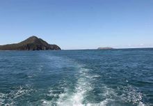 船首乘浪 船首乘浪