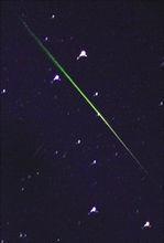 隕星[自空間降落於地球表面的大流星體]